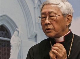 天主教香港教區主教陳日君樞機於香港時間4月9日晚上主持了任期內最後一次的復活節彌撒。（圖：美聯社） <br/>