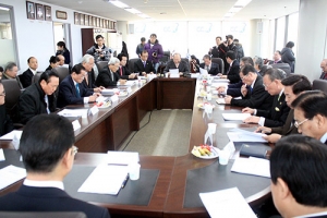 韓國基督教總聯合會17日召開了職員大會，全體一致通過異端對策委員證實張在亨牧師「不存在異端性」的報告。（圖：韓國 Christian Today） <br/>