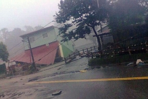 南布中會復興教會信徒7-8戶的房屋受損嚴重。 （圖：台灣長老教會） <br/>