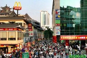 深圳人口密度全球排第五，當中大量來自其他城巿的流動人口。 <br/>