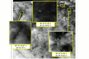 法國衛星在印度洋一處海域發現大約122件疑似失聯馬航客機殘骸的物體。（圖：BBC） <br/>