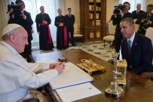 奧巴馬總統抵達梵蒂岡首次會晤方濟教宗。（圖：美聯社） <br/>