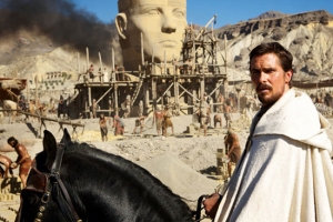 克里斯汀貝爾在《出埃及記：天地王者》飾演摩西。 （圖：網絡截屏） <br/>