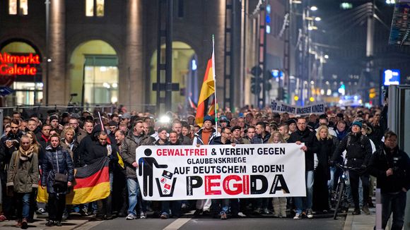德國大型反西方伊斯蘭化集會。(圖：zeti.de)