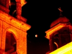 Eclipse_lunar_15_de_Abril_-_Iglesia_de_Dolores,_Soriano,_Uruguay.jpg