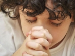 children pray.jpg