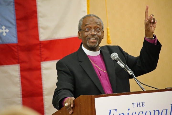 美國聖公會27日的全國大會上選出首位美籍非裔大主教，柯瑞（Michael Curry）。(圖：episcopaldigitalnetwork)