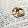 唐崇榮牧師鼓勵信徒將婚姻帶到主的愛裡面。 （圖：來自網絡）