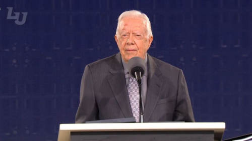 吉米.卡特（Jimmy Carter）是美國第39屆總統，同時也是一位福音派基督徒。近日他出席弗吉尼亞州自由大學(Liberty University)畢業典禮。(視頻截圖)