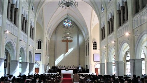 中國回流生希望尋找的教會如在海外一般。（圖：網絡圖片）