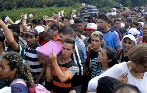 委內瑞拉大批難民湧入哥倫比亞。（圖：Agenzia Fides）
