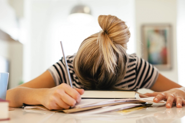 錯誤休息觀念使學生更添壓力。（圖：網絡圖片）