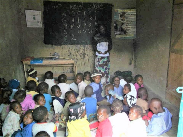 千禧運動在尼日利亞的小學。（圖：千禧運動臉書）