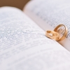 bible-golden-ring-love-s.jpg