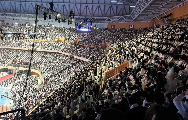 韓國統一教舉行紀念教主文鮮明誕辰百周年近6萬人赴會。（圖：「異端邪教110網站）