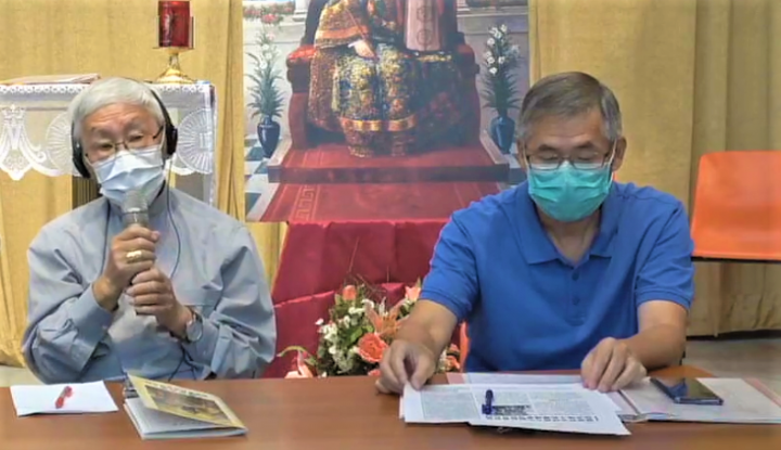 陳日君樞機［左］、郭偉基神父［右］。（圖：香港天主教正義和平委員會視頻擷圖） 