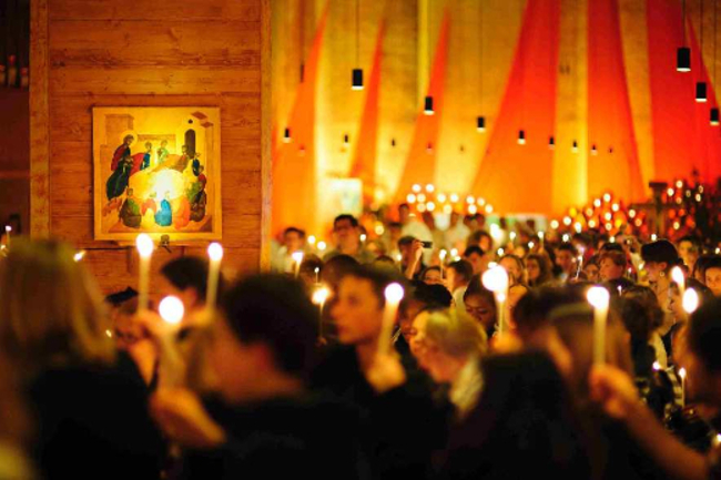 泰澤歐洲聚會年青人共融祈禱。（圖：泰澤網頁）