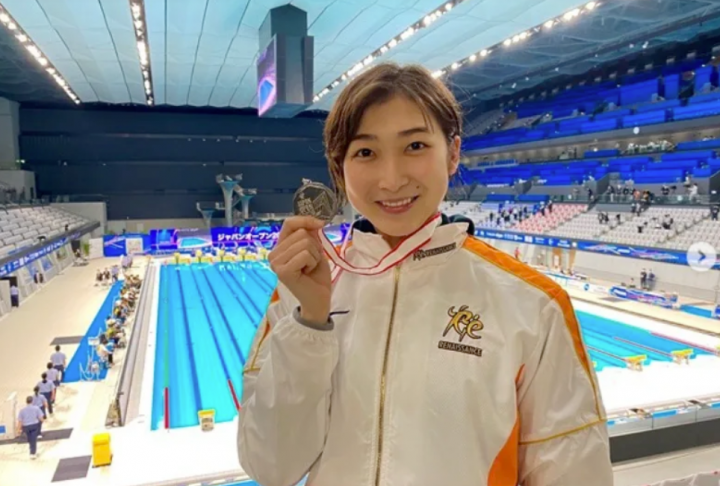 池江璃花子在今年２月日本游泳公開賽奪銀牌。（圖：池江璃花子IG） 