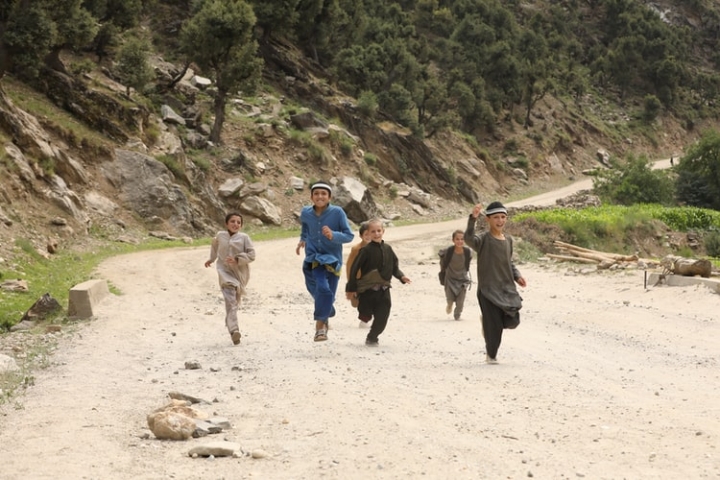 阿富汗兒童。（圖：unsplash） 

 