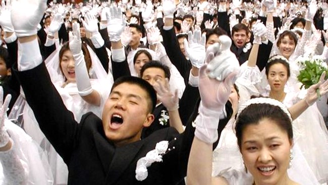 韓國統一教會舉行集體婚禮。（圖：網絡圖片） 