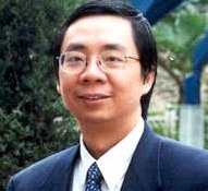 2005年12月5日，海外基督使團（OMF）國際主任馮浩鎏醫生正式接任使團國際第十任總主任一職，成爲OMF140年歷史上首次任命一位亞裔擔任其國際總主任。（圖：OMF） <br/>
