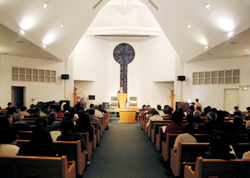 首日在三藩市華人宣道會舉行的培靈會大約250人出席。 <br/>