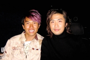張崇基（左）與張崇德（右）談起13年來行走娛樂圈與福音樂壇間的經歷。崇德用經文「你們要先求他的國和他的義…」來表述多年的感悟。（圖：Emily Wong） <br/>
